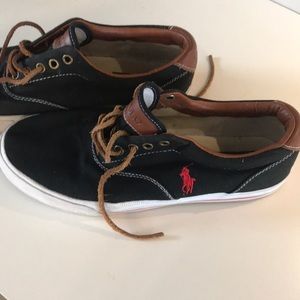 Men’s polo sneakers